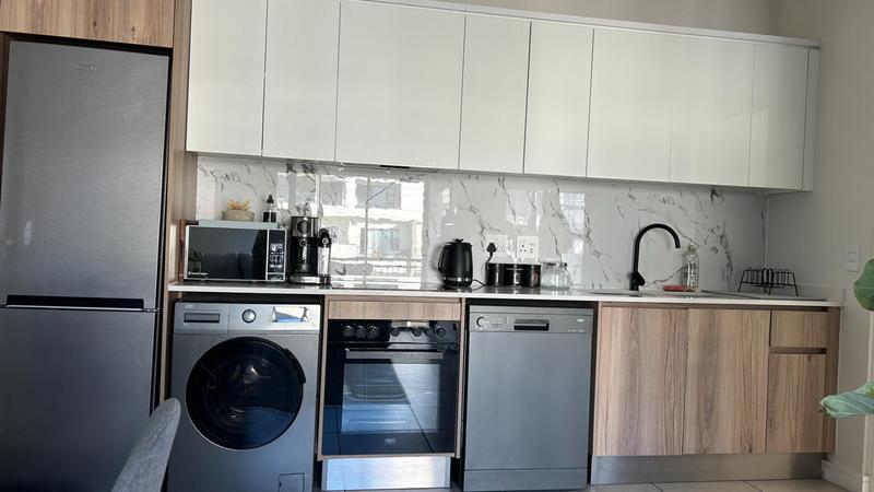 To Let 1 Bedroom Property for Rent in Sandown Western Cape